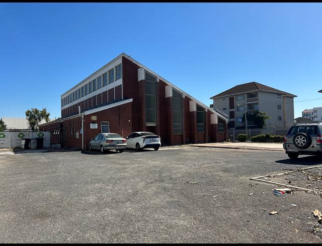 540M² BUILDING FOR SALE IN MAITLAND